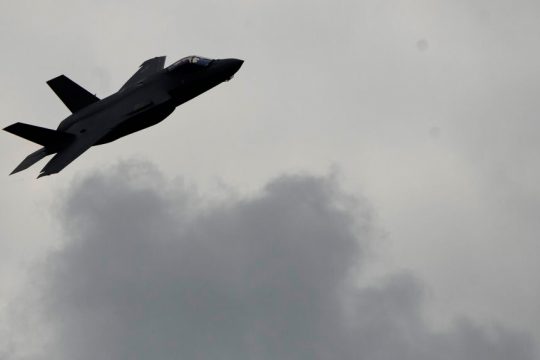 F35